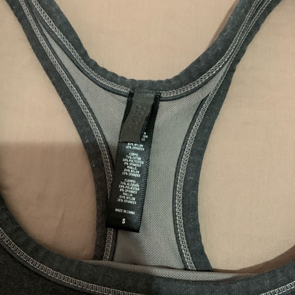 Skims outdoor mid thigh bodysuit - Picture 2 of 4